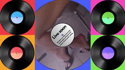 Jenny online show from November 17, 2025, 2:45 pm