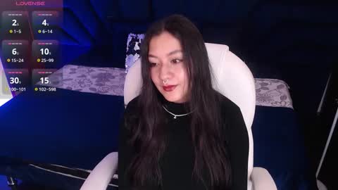 Jenny  online show from November 28, 2025, 1:47 pm