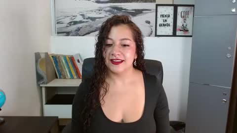 Jenny  online show from January 12, 2026, 1:16 pm