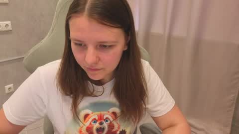 Snapshot of jenny_jimmy chatting on June 5, 2026, 9:26 am Jenny online show from June 5, 2026, 9:26 am