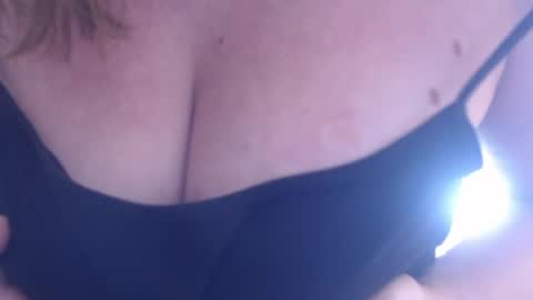Snapshot of jenny_oliviawow chatting on April 9, 2026, 8:42 am All the most interesting in private. my room for my smile online show from April 9, 2026, 8:42 am