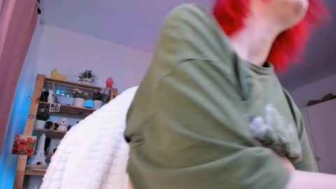 Snapshot of jenny_piper chatting on December 16, 2024, 3:40 am Jenny Piper online show from December 16, 2024, 3:40 am