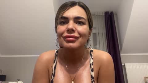 Jenny online show from February 8, 2025, 12:06 pm