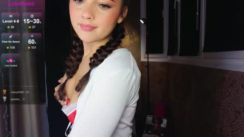 Jenny online show from December 28, 2024, 2:21 pm