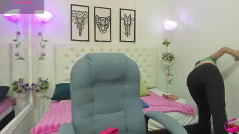 jenny_stark online show from June 30, 2026, 11:11 am