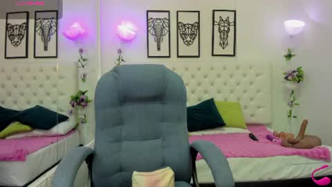 jenny_stark online show from August 4, 2026, 11:02 am