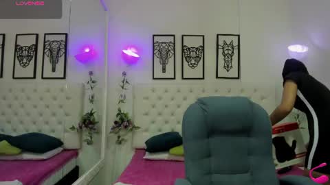 jenny_stark online show from August 6, 2026, 11:23 am