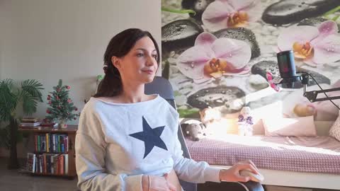 jennycutey online show from January 15, 2026, 4:17 am