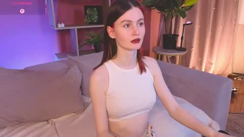 jennyfer_me online show from June 15, 2026, 12:40 pm