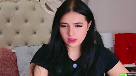 Snapshot of jennyferguson chatting on May 5, 2026, 6:27 pm Jenny Ferguson online show from May 5, 2026, 6:27 pm
