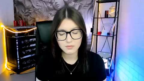 JENNY online show from June 16, 2026, 5:10 am