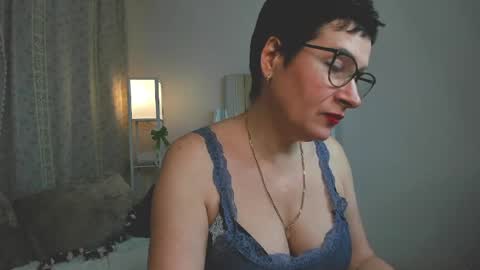 Jenny online show from April 1, 2026, 1:41 pm