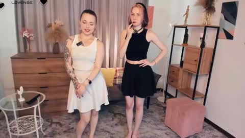 Jennys - you can call me Jenny or Jenn online show from January 18, 2026, 8:29 am