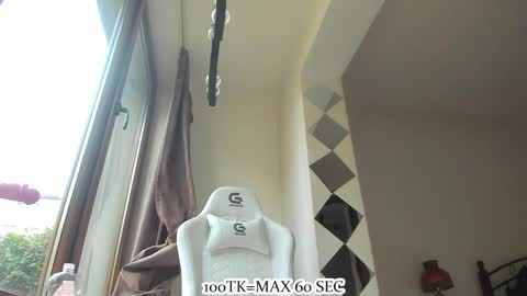 infamous blondiechloe.             Jennyjennywildd online show from June 2, 2026, 3:14 pm