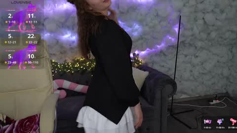 Snapshot of jennyyluv chatting on December 21, 2024, 8:32 pm JENNY online show from December 21, 2024, 8:32 pm