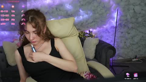 Snapshot of jennyyluv chatting on December 28, 2024, 8:15 pm JENNY online show from December 28, 2024, 8:15 pm