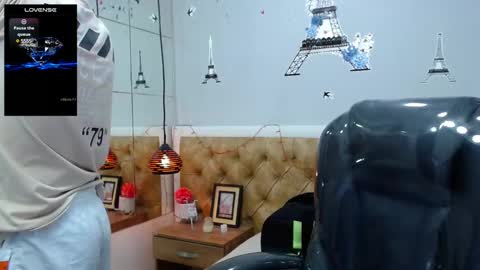 Snapshot of jeremias_1 chatting on February 15, 2025, 6:33 pm  JEREMIAS  online show from February 15, 2025, 6:33 pm