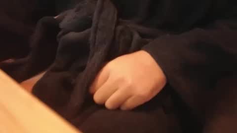 Machine  Sperme  online show from November 9, 2025, 8:51 pm