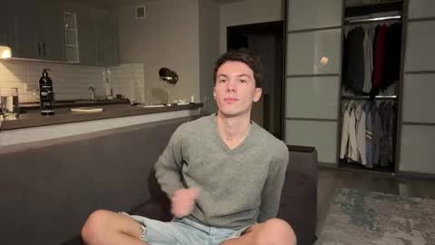 jeremy1scott online show from November 9, 2025, 3:27 am