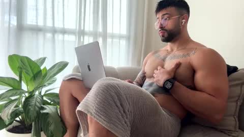 Jeremy online show from May 4, 2026, 12:34 pm