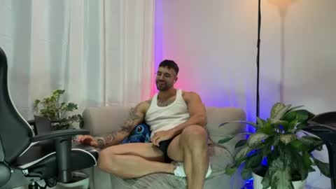 Jeremy online show from August 7, 2026, 2:35 am