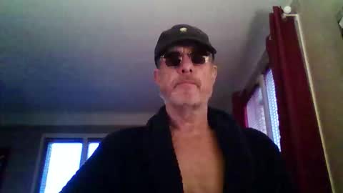 Snapshot of jerflor chatting on January 8, 2026, 3:58 pm jerflor online show from January 8, 2026, 3:58 pm