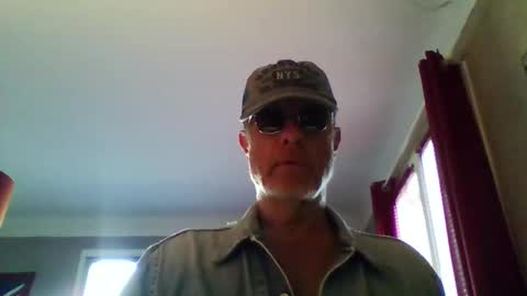 jerflor online show from April 14, 2026, 5:19 pm