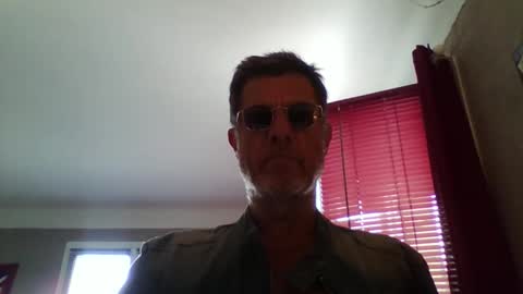 jerflor online show from May 9, 2026, 3:50 pm