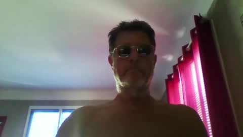 jerflor online show from May 27, 2026, 2:25 pm