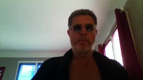 jerflor online show from June 2, 2026, 2:08 pm