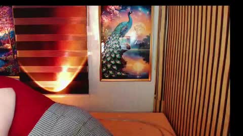 LEXIE online show from March 3, 2025, 1:31 pm