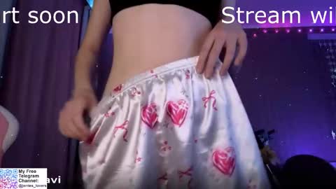 Snapshot of jerrienyhan chatting on November 1, 2025, 1:02 pm jerrienyhan online show from November 1, 2025, 1:02 pm