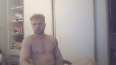 Snapshot of jerryalise chatting on February 22, 2025, 4:07 am jerryalise online show from February 22, 2025, 4:07 am