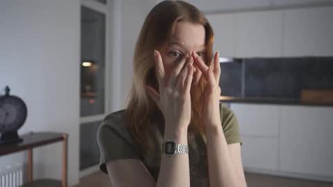 Molly online show from November 13, 2025, 3:11 pm