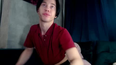 Snapshot of jerrybomb_ chatting on December 3, 2024, 1:08 am Jerrybomb online show from December 3, 2024, 1:08 am
