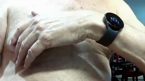 Snapshot of jerrynfla chatting on December 30, 2024, 5:23 pm jerrynfla online show from December 30, 2024, 5:23 pm