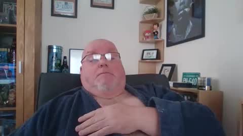 Snapshot of jerseyhammer01 chatting on February 23, 2026, 10:56 am Harry online show from February 23, 2026, 10:56 am