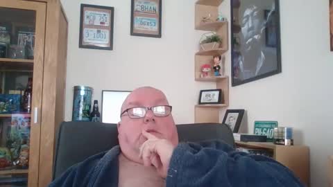 Snapshot of jerseyhammer01 chatting on March 18, 2026, 9:01 am Harry online show from March 18, 2026, 9:01 am