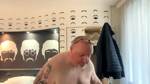 Snapshot of jerseyhammer01 chatting on April 3, 2026, 8:45 am Harry online show from April 3, 2026, 8:45 am