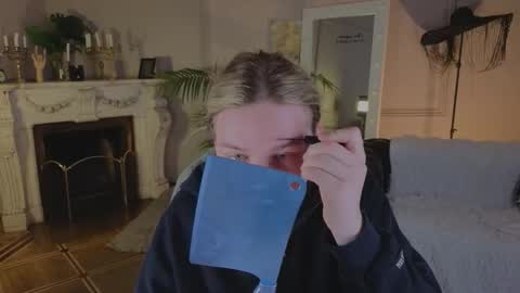 Snapshot of jes_solar chatting on September 25, 2025, 11:36 am jes_solar online show from September 25, 2025, 11:36 am