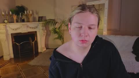 Snapshot of jes_solar chatting on October 9, 2025, 11:19 am jes_solar online show from October 9, 2025, 11:19 am