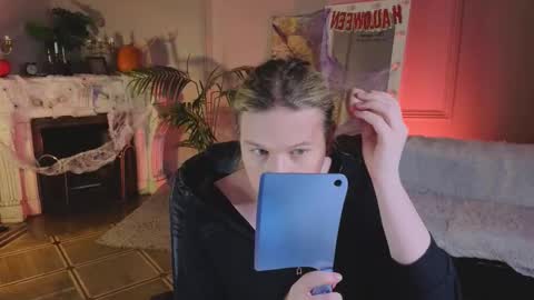 Snapshot of jes_solar chatting on November 1, 2025, 9:39 pm jes_solar online show from November 1, 2025, 9:39 pm