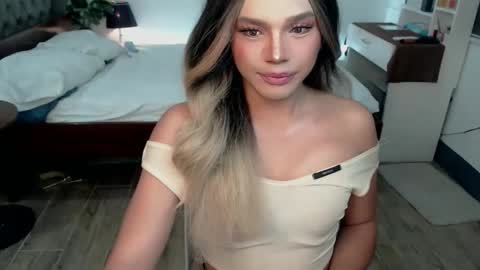 jesie_hot69 online show from November 13, 2025, 3:33 pm