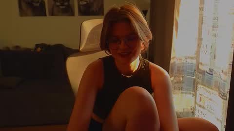  JessieVibes online show from September 10, 2025, 3:34 pm