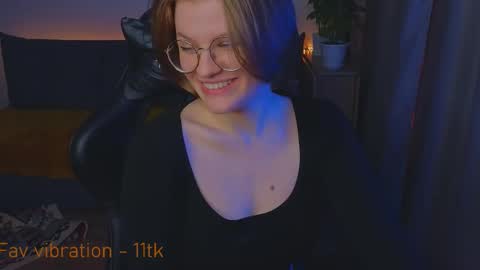 Snapshot of jess0e9 chatting on September 27, 2025, 3:39 pm  JessieVibes online show from September 27, 2025, 3:39 pm