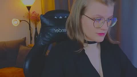  JessieVibes online show from April 4, 2026, 2:03 pm