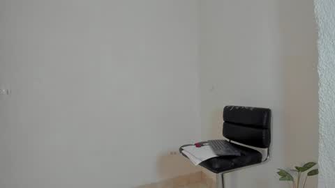 Snapshot of jess1ca_herrera chatting on February 20, 2026, 10:10 pm jessica herreraToday I will be your devil and you my victim online show from February 20, 2026, 10:10 pm