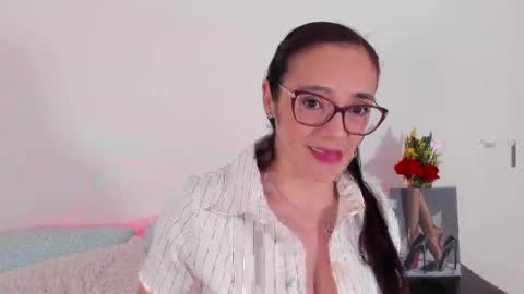 Snapshot of jess1ca_herrera chatting on May 12, 2026, 10:29 pm jessica herreraToday I will be your devil and you my victim online show from May 12, 2026, 10:29 pm