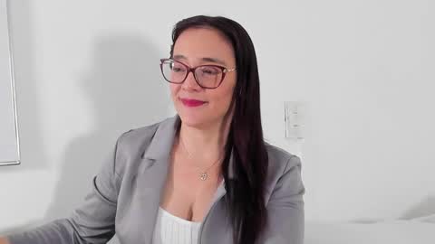 Snapshot of jess1ca_herrera chatting on May 15, 2026, 9:33 pm jessica herreraToday I will be your devil and you my victim online show from May 15, 2026, 9:33 pm