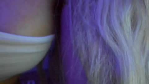 jess1ca_rabb1t online show from February 15, 2025, 12:22 pm